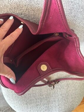 Classic Women’s Shoulder Bag in Deep Berry